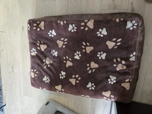 2 hundebetten zu verschenken Bild 5