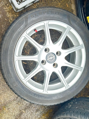 Opel Alufelgen Sommerreifen 7mm  Bild 5