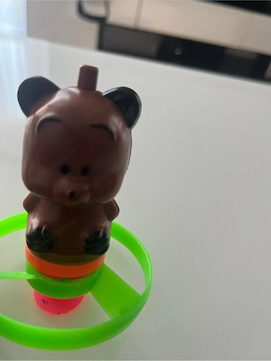 FunBlast Teddy Spinning Toy   kleiner drehender Bär mit Ring Bild 4