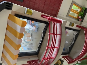 Playmobil City Life Haus (4279) mit umfassend Ausstattung  Bild 4