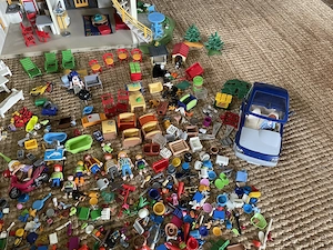 Playmobil City Life Haus (4279) mit umfassend Ausstattung  Bild 5
