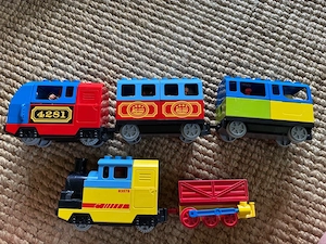 Duplo Lego Bahn - 2 Locks Bild 3