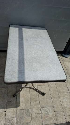 Stühle (4 Stk.) und Tisch Gratis Bild 3