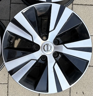 Original Volvo Alufelgen 16 Zoll 7Jx16 ET37 5x108 31471308   gebraucht Bild 4