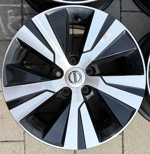 Original Volvo Alufelgen 16 Zoll 7Jx16 ET37 5x108 31471308   gebraucht Bild 3
