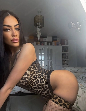 Hallo ich bin Julia Bild 2
