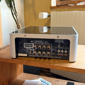 Marantz M-CR502 CD-Receiver Bild 2