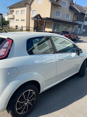 Fiat Punto zu Verkaufen Bild 5