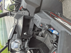 Buggy Geländefahrzeug Polaris 1000 Bild 5