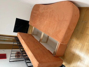 Ausziehbare Couch gut erhalten 