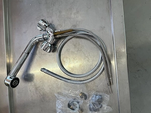 Verkaufe Chromstahltisch mit Waschbecke Bild 3