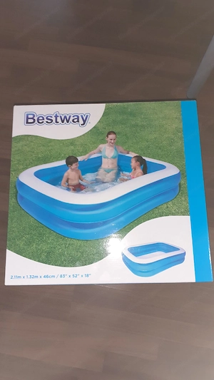 Schwimmbecken neu und noch original verpackt