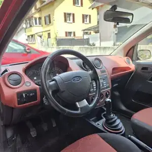Ford Fiesta Bild 4