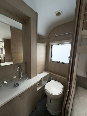 Wohnwagen Adria Adora 572 UT Bild 4