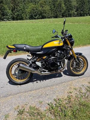 Kawasaki Z 900 RS SE Bild 3