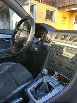 Audi A4 Kombi Bild 2
