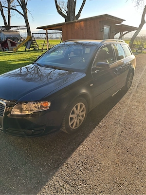 Audi A4 Kombi Bild 4