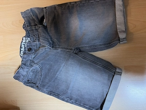Kurze Hose 