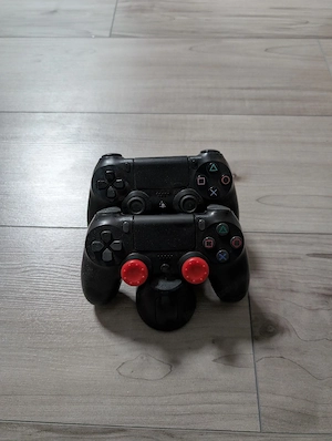PlayStation 4+ 2 Controller + Headset + LED Balken Bild 3