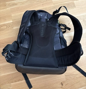 Satch Pack Rucksack Schulrucksack schwarz grau Bild 2