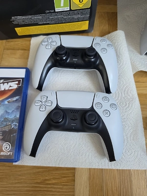 Sony Playstation 5 pro PS5 pro CDs player 2TB Funktioniert einwandfrei Bild 2