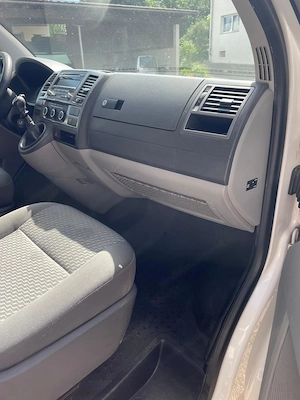 Zuverlässiger VW T5 4Motion (2014)   2.0 TDI 179 PS 2 Schiebetüren 8 Sitze Bild 9