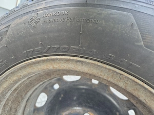 Winterreifen Hankook auf Stahlfelgen 175 70 R14 (Seat Ibiza) Bild 2