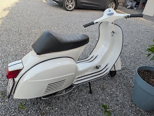 Vespa Sprint 125 GTR Roller Bild 4