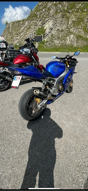 Kawasaki Ninja ZX6R 636B Bild 3