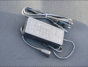 Faltbarer Elektro-scooter Elektromobil m.  entnehmb. Lithium-Akku