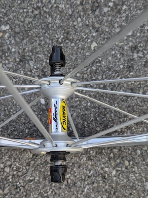 Mavic KSYRIUM Felgensatz mit Klebereifen Bild 3