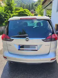 Opel Zafira Bild 2