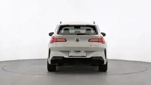 BMW X3 30e xDrive G45 ZA M Sportpaket DAB LED Shz Bild 6