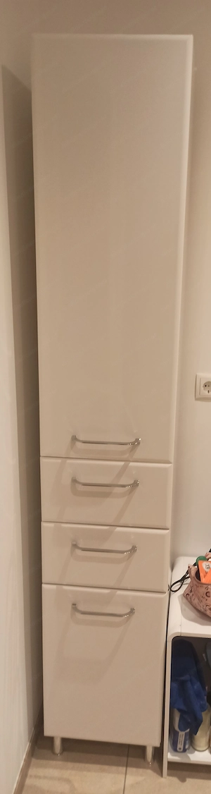 Vergebe 2 hohe Badkäschen Bild 2