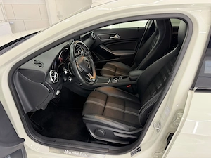 Mercedes-Benz A 180 A 180 BlueEfficiency AMG-Line Bild 10