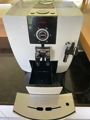 Kaffeemaschine Jura Impressa J5 Bild 2