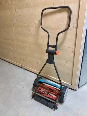 Handtasenmäher Bild 2