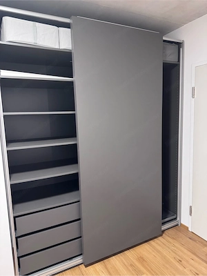 Pax Schrank Bild 2
