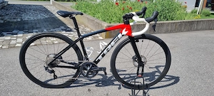 Gelegenheit: Verkaufe top erhaltenes, wenig gefahrenes Rennrad TREK Emonda SL Disc, Gr. 47