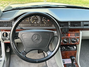 Mercedes 500E W124 Bild 9