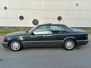 Mercedes 500E W124 Bild 2