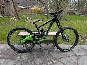 Scott gambler 730 20 17 Downhill Bild 2