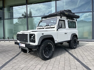 Land Rover Defender 90 TD5 Bild 2