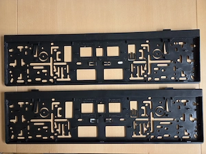 2x Kennzeichenhalter Schwarz   NEU und ungebraucht