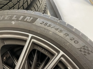 Alfa Romeo STELVIO SOMMERREIFEN 20 Zoll auf Alufelgen Bild 5