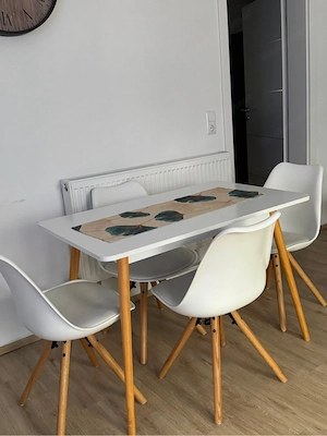 Esstisch mit Stühle Bild 2