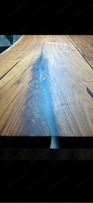 Designer Esstisch Massiv Epoxid Bild 4
