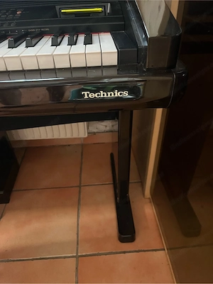 E-Piano Technics Bild 3
