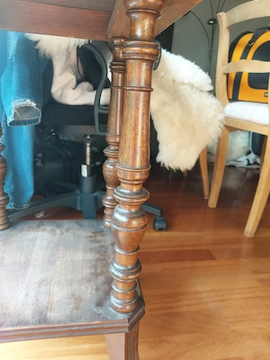 Tisch aus Gründerzeit  Bild 5