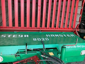 Ladewagen Steyr 8020 Hamster  Bild 2